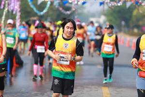 BIB: 46586
                            <button type="button" onclick="openModal(9905098)" class="btn btn-primary btn-sm float-right btn-popup" data-toggle="modal" data-target=".modal-high-quality">
                        <i class="fas fa-shopping-cart"></i> Add to Cart
                    </button>
                                            <button type="button" onclick="isThisMe(9905098, true)" class="btn btn-success btn-sm float-right btn-popup btn-isme hidden" data-toggle="tooltip" data-placement="bottom" title="นี่คือรูปของคุณใช่ไหม คลิกที่นี่เพื่อเอาเข้าอัลบั้ม">
                        <i class="fas fa-plus"></i> Add to album
                    </button>
                    <button type="button" onclick="isThisMe(9905098, false)" class="btn btn-warning btn-sm float-right btn-popup btn-isnotme hidden">
                        <i class="fas fa-ban"></i> Remove from album
                    </button>